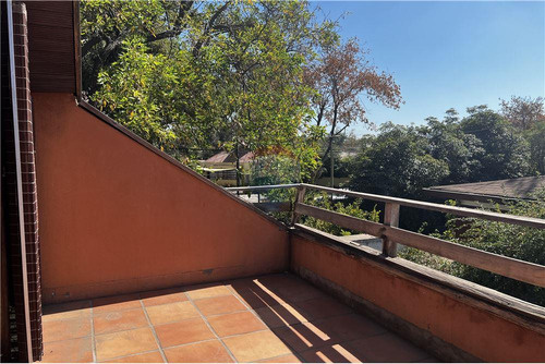 Casa Amplio Terreno Ideal Para Renovar
