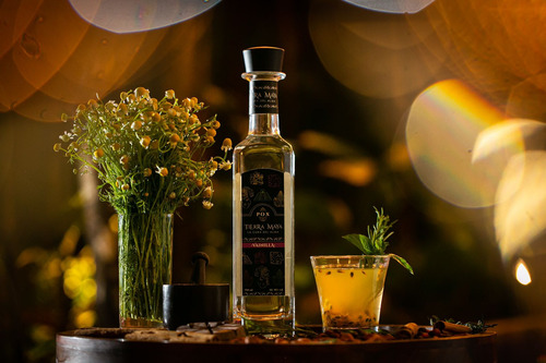 Pox Tierra Maya Destilado 750 Ml - 30% Alcohol Reposado