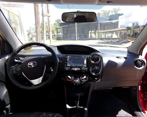 Toyota Etios 5 Ptas Xls A/t 0km My21, Rojo Disponible