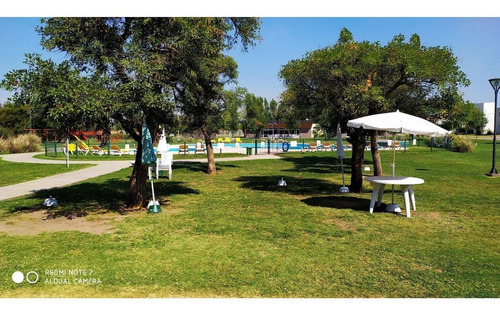 Funes - Venta De Lote En Barrio San Sebastian - De Esquina