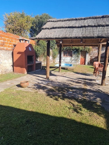 Apta Crédito!!! Excelente Oportunidad A La Venta, Se Trata De Una Propiedad Ubicada En La Calle Hipólito Yrigoyen 1200.