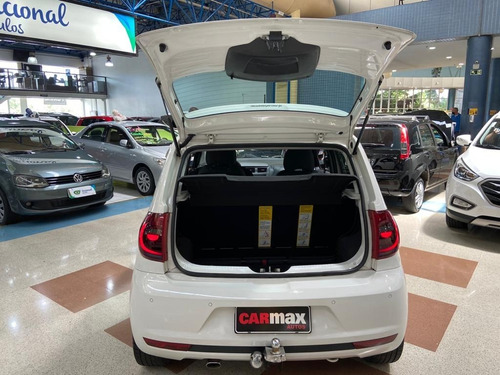 Volkswagen Fox Mi Highline 1.6 2014 Branco 4p