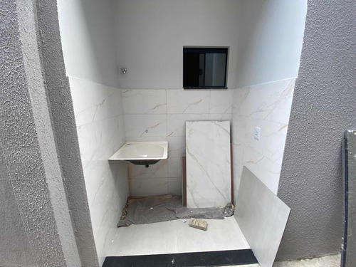 Casa Com 2/4 Em Taquaralto