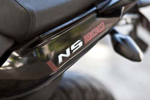 Bajaj Rouser Ns 200