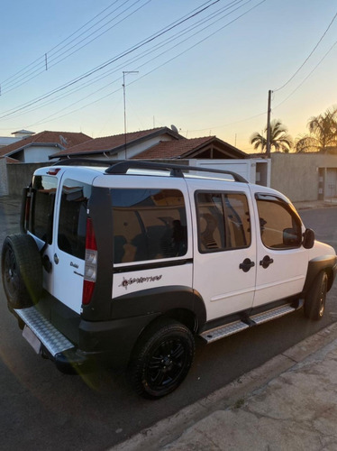 Dublo Fiat Adventure Ano 2004 Com Kit Gas