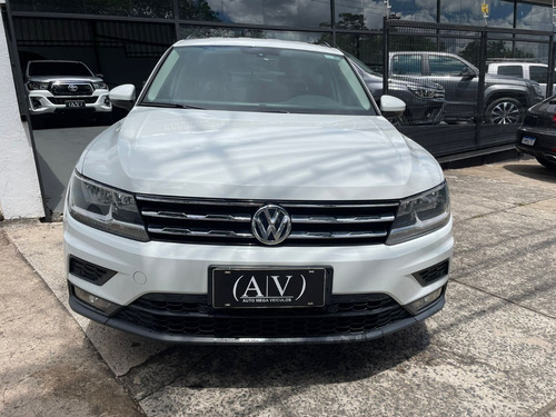 Imagem 2 de 9 de Volkswagen Tiguan 250 Aut. 2018