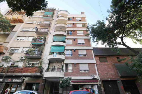 Venta Departamento 2 Amb Luminoso C/balcon -flores
