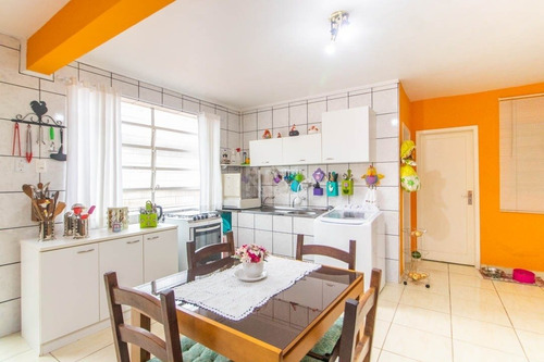 Casa Em Santa Tereza Com 3 Dormitórios - Ot7664