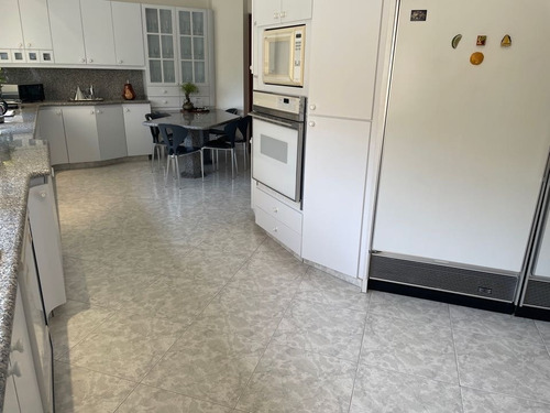 Imagen 6 de 17 de Vendo Apto 400m2 3h+s/5b/5p Colinas De Valle Arriba 5338