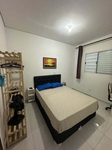 Casa Térrea 2 Dormitórios,sendo 1 Suíte