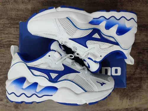 T nis Mizuno Wave Rider 1 90s R 399 99