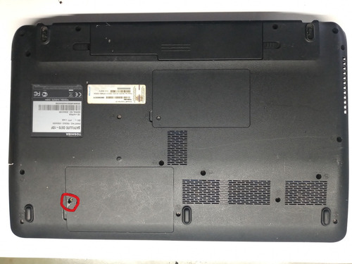 Notebook Toshiba Satelite C670-1df 17 Com Defeito-ler Descr (Usado)