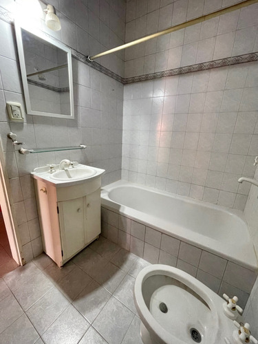 Apta Crédito Hipotecario... Excelente Casa Amplia Con Todos Los Servicios!!