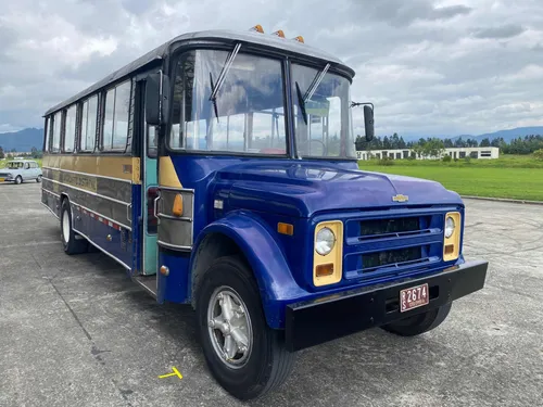Bus Chevrolet B 60 Particular