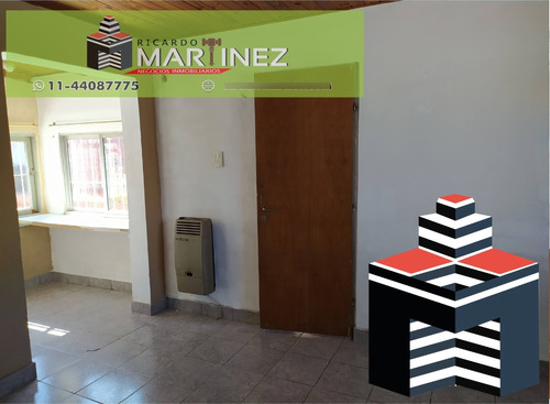 Excelente Oportunidad De Inversión. Venta De 2 Dptos Con Renta