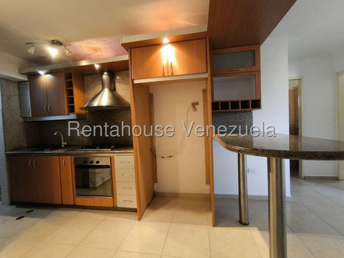 Julio Latouche 25-18524 Apartamento En Alquiler La Trigaleña Valencia, Pozo Propio, Tanque Cilindrico Interno, Planta Electrica, Comodo Y Muy Iluminado, Proximo A Todos Los Centros De Compra,