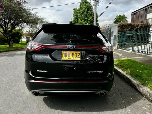 Ford Edge 3.5 Titanium