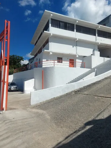Galpón Industrial De 2.100 Mts