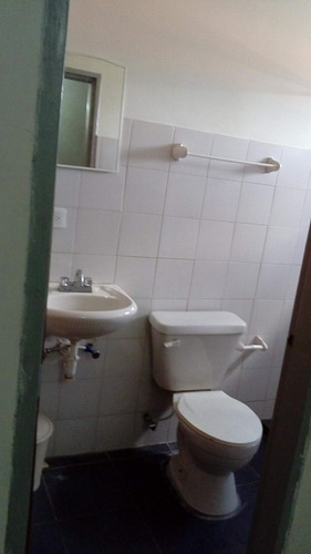 Imagen 2 de 8 de Se Vende/alquila Casa Local Y Resd - Guaritos I Ve01-1055LG-mbel
