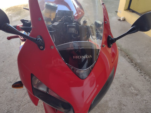 Imagem 10 de 11 de Honda Cbr 1000rr Fireblade