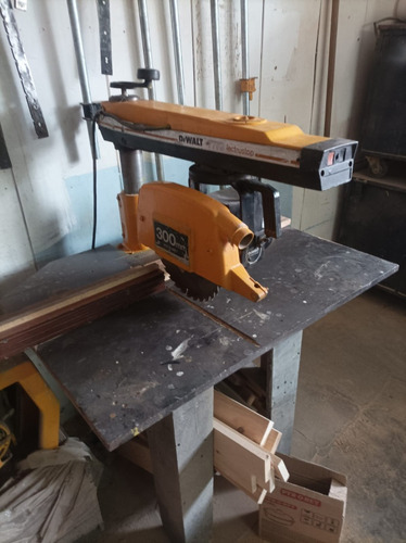 Cierra Radial Dewalt Monofásica De 50cm (Usado)