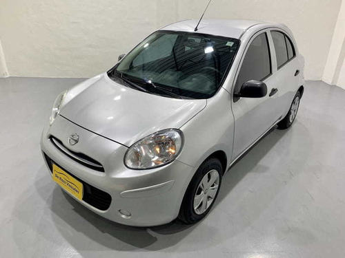 Nissan March 1.0 4p Flex