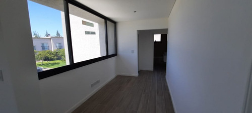 Imagen 17 de 19 de Hermosa Casa En San Matias Área 1 Al Agua