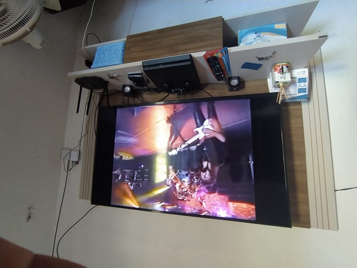 Imagem 4 de 4 de Vendo Tv Panasonic Smart, Faço Entrega