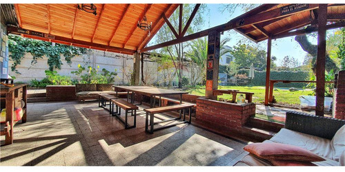 Espacios Acogedores, Amplio Jardín, Buenos Accesos