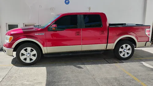 Ford Lobo 5.4 Lariat Cabina Doble 4x4 Mt