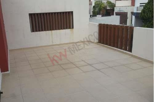 Imagen 7 de 25 de Casa En Venta Puerta De Hierro, Residencial Pedregal Sur