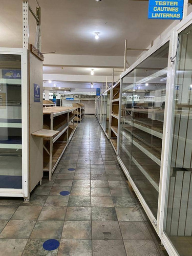 Imagen 11 de 14 de Galpon En Alquiler Avenida Enrique Tejera