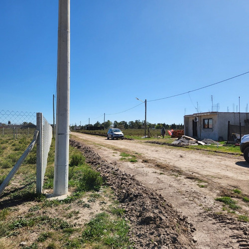 Lote - Terreno En Venta En La Plata. 290 M2. Barrio En Crecimiento, Calle 16 Y 601