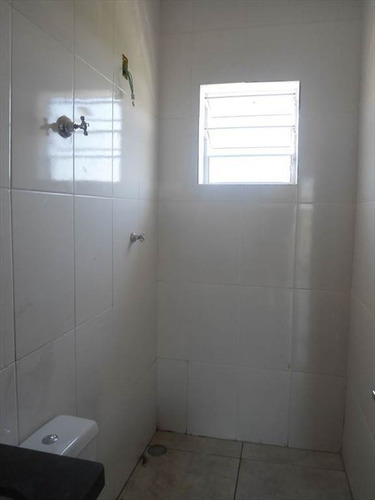 Imagem 4 de 15 de Casa, 2 Dorms Com 56 M² - Jd Regina - Itanhaem - Ref.: Ita2654 - Ita2654