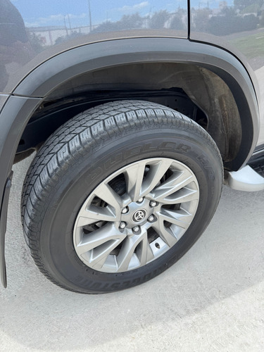 Toyota Hilux SW4 2.8 Srx 177cv 4x4 7as At