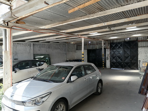 Bodega 1300 Mts. Sargento Aldea, San Diego Uf. 120.-