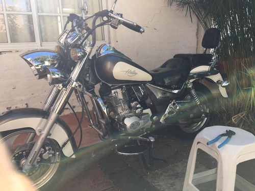 Moto Maverik Halley