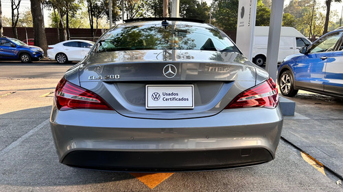 Mercedes-Benz Clase CLA 1.6 200 Cgi Sport At