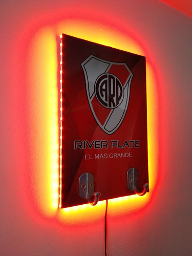 Perchero De Pared River Plate Millonarios Con Luces Led Rojo