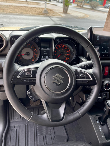 Suzuki Jimny 1.5 Glx At 5P