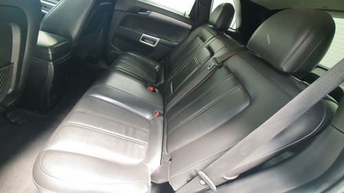 Imagen 12 de 15 de Chevrolet Captiva 2012 2.4 Ls Sport Piel At