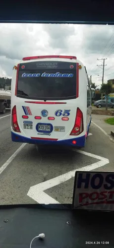 Bus Chevrolet Nkr 2022
