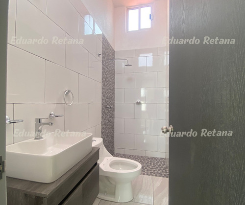 ¡estrena Casa Con Recámara Principal Con Vestidor Y Baño En Pachuca!
