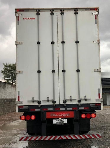 Carreta Semirreboque Sider Saider Bau 3eixos 2019 C Pneus