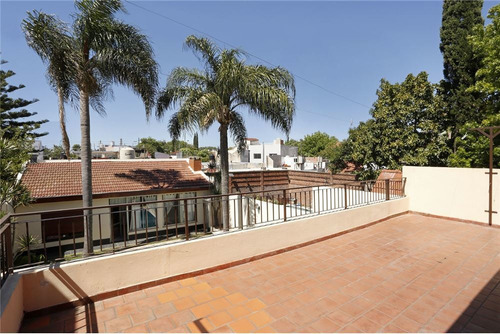 Imagen 3 de 30 de Venta Casa 6 Ambientes Pileta Jardin Haedo Moron