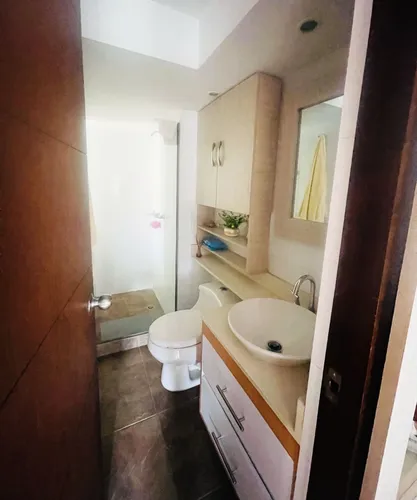 Vendo Apartamento En La Parte Baja De La Loma De Los Bernal Con Linda Vista