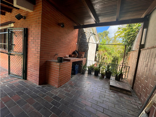 Casa En Urbanización Las Marias, El Hatillo