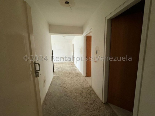 Apartamento Oripoto Obra Gris 24-23232 R.e