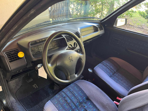 Peugeot 205 1.8 Gld Aa