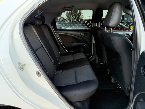 Toyota Etios 1.5 Sedan Xls
